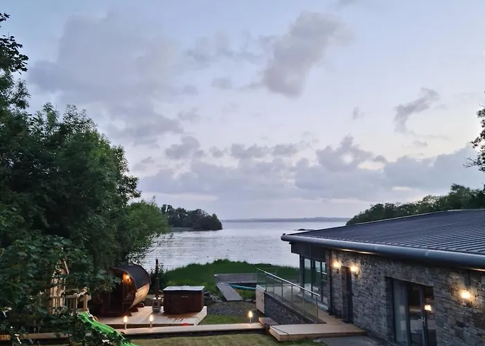 Sheelin Lakehouse